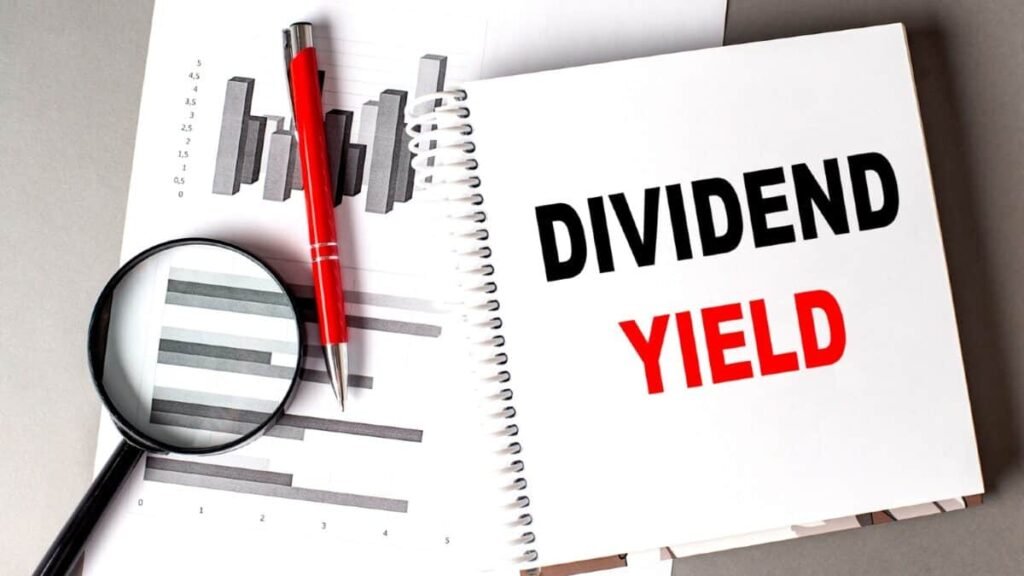 With a yield of 9%, is this FTSE 100 dividend stock simply too good to ignore?