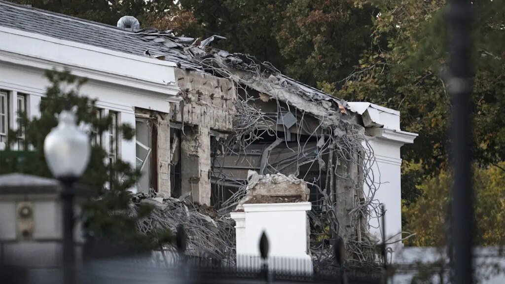 Why Trump is allowed to tear down part of the White House