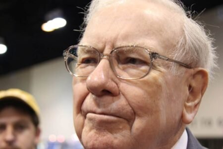 Billionaire Warren Buffett Sold 74% of Berkshire's Stake in Apple and Has Piled More Than US$4 Billion Into a "Magnificent" Stock That's Up Over 11,000% Since Its IPO