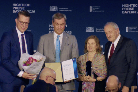 Daniela Rus receives Bavarian Minister-President's High-Tech Prize | MIT News