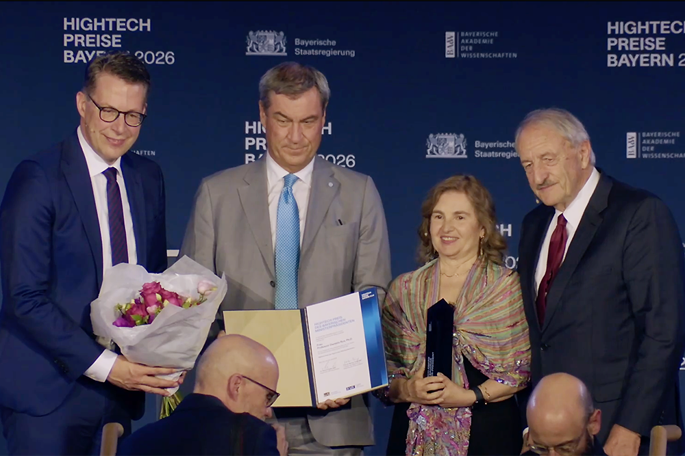 Daniela Rus receives Bavarian Minister-President's High-Tech Prize | MIT News