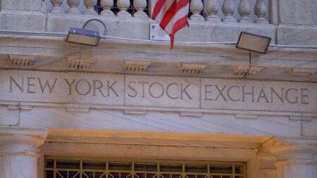 Stocks Settle Higher as a Weak Jobs Report Allays Rate Hike Fears