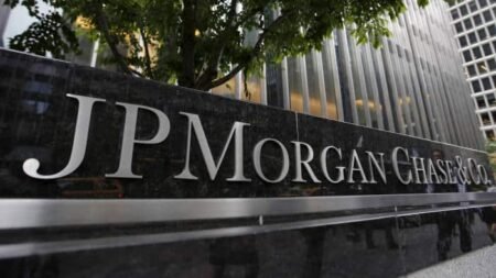 Bitcoin Could Get More Support Than Gold as ETF Hedging Eases: JPMorgan